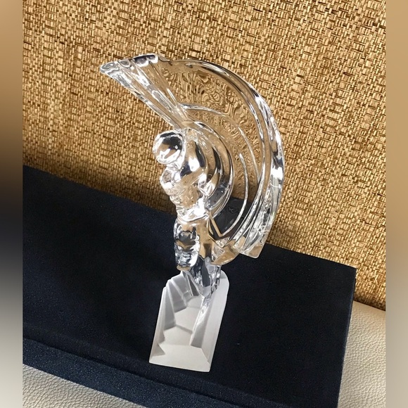 New Clear Glass Figurine “Golf Player”H 10.5” W 6 3/4”.Excellent Condition - Picture 5 of 12